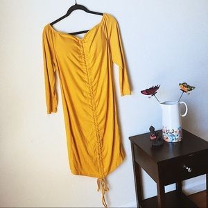 Stretchy yellow dress